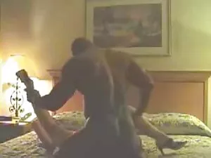 سگ ماده الاغ خود را  ...