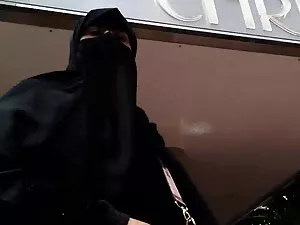 ناپدری را در اتاق نش ...